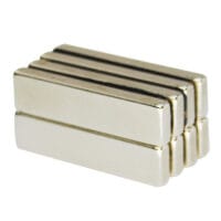 Visione alternativa di 40Magnete a blocco al neodimio x10x4mm Forti magneti rettangolari di grandi dimensioni N35 per terre rare per imbarcazioni (6 Pacchetto)