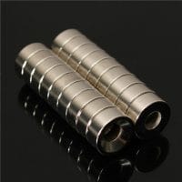 Visione alternativa di 12mmx5mm Thick with 4mm Countersink Hole Neodymium Disc Countersunk Ring Magnets with Countersunk Hole for #4 Vite