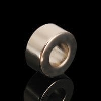 Alternativt syn på 10mm OD x 5mm ID x 5mm Thick N35 Strong Circular Magnet Rare Earth Neodymium Ring Magnet Small Donut Magnets For Sale (10 Pakke)