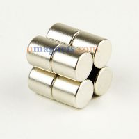 8mm x 8mm N35 Stark Rund skiva Cylinder Toy Rare Earth neodymmagneter förnicklad Kraftfull Små magneter