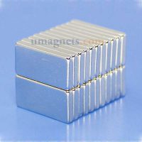 20mm x 10 mm x 2,5 mm di spessore N35 neodimio Block Magneti Magneti Super Strong