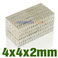 4x4x2mm Neodymium Block Magneter N35 Rare Earth Square magneter Bulk Magnetiske blokker (4mmx4mmx2mm)