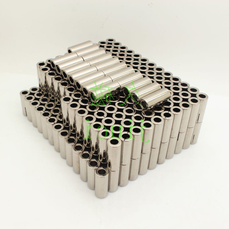 8.3mm x 4,5 mm x 20 mm N45M Neodym diametralt magnetiseret ringmagnet Stærke sjældne jordarters ringmagneter (2 Pakke)